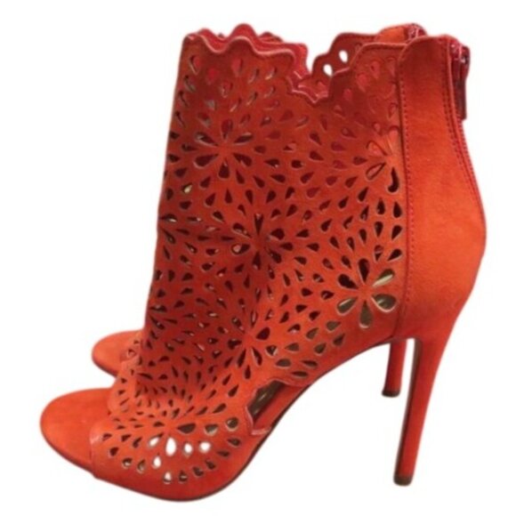 ALDO Ralidien Red Vegan Leather perforated peep toe booties heeled ankle boots - Picture 1 of 15